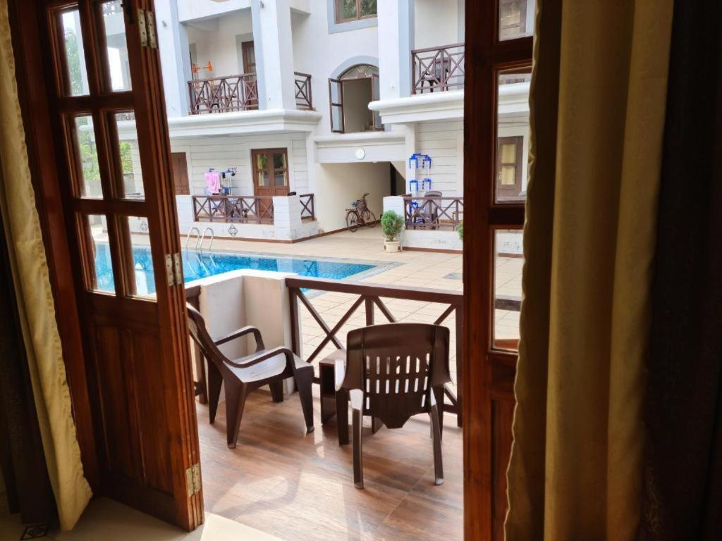 Coastal Suites Apart Hotel ---- 8 Minutes Walk To Beach Бенаулим Экстерьер фото